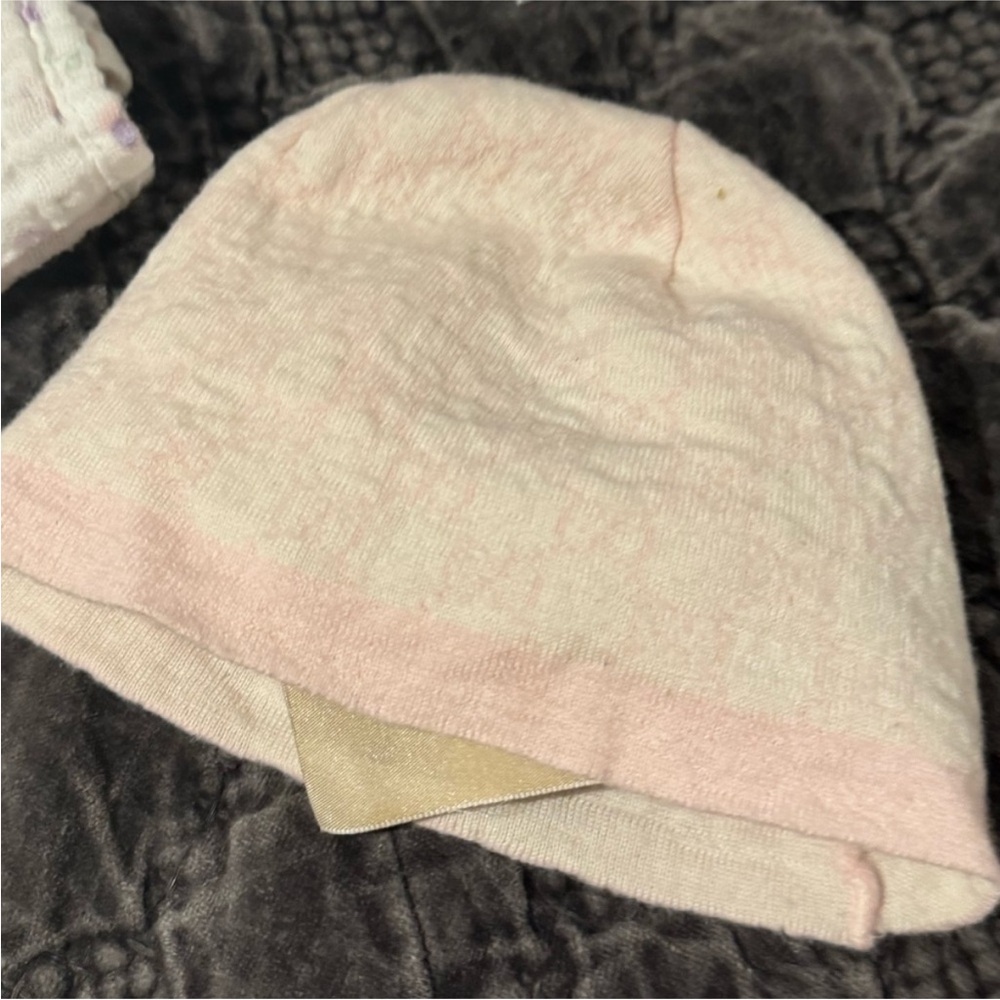 Authentic Gucci hat. - Picture 2 of 5